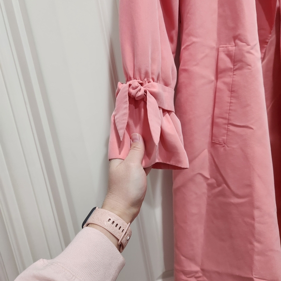 Gal Meets Glam Blush Trench Coat - Picture 2 of 3